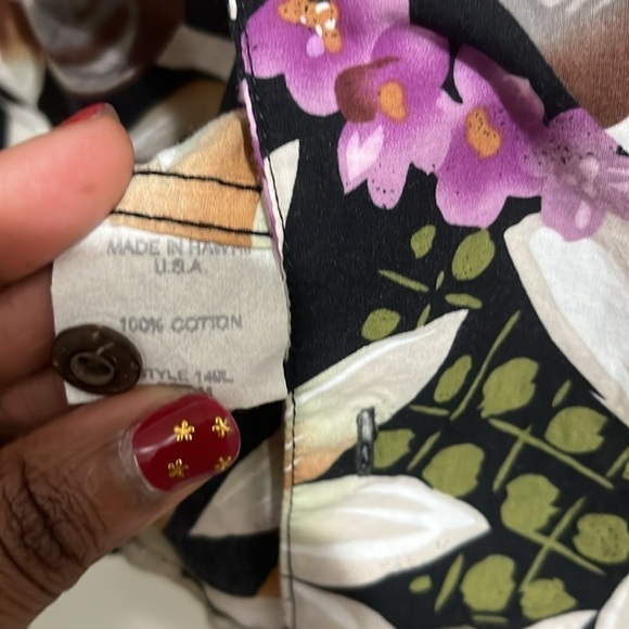 Ukulele Aloha Shirt – Black Button Down Long Sleeve size medium - Picture 3 of 6